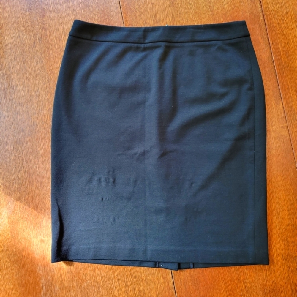 Talbots black pencil skirt Sz 10p